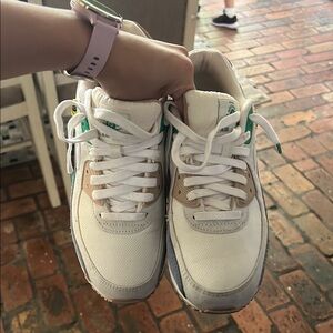 Nike Men’s nike air Air max sneakers